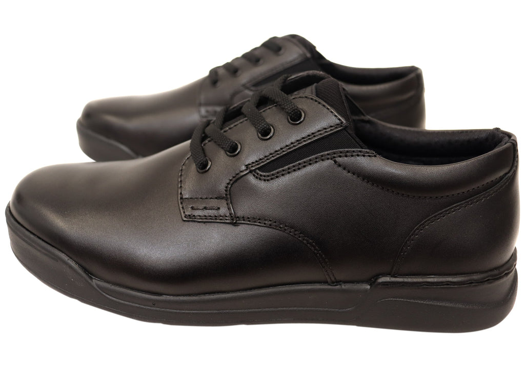 Men's Extra Wide Shoes