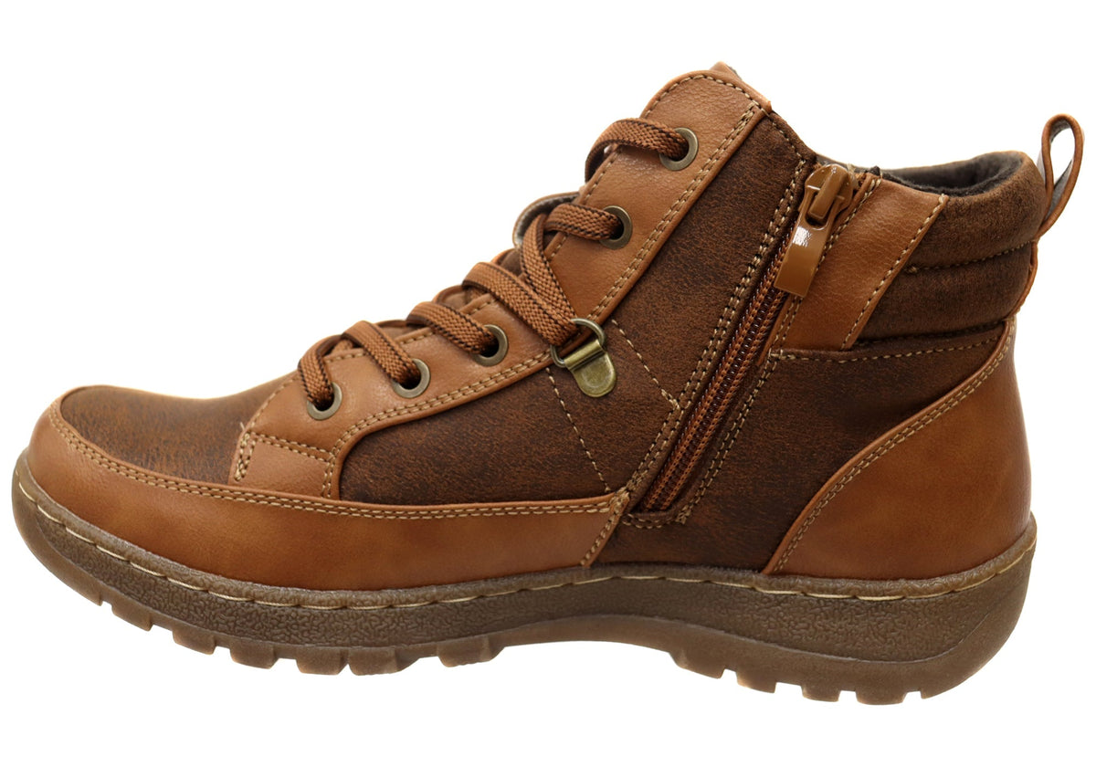 Relaxed Fit Ankle Boots
