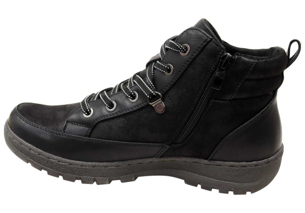 Relaxed Fit Ankle Boots