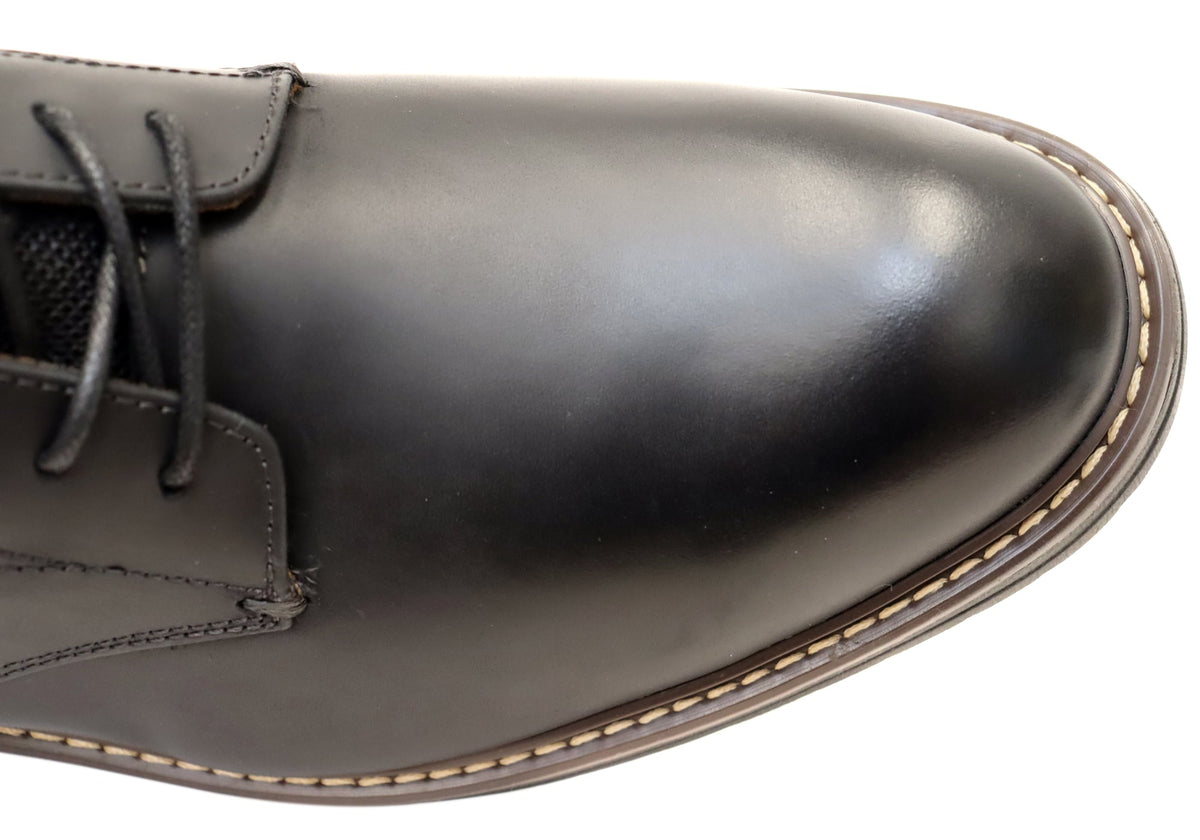 Men's Wide Plain Toe Shoes