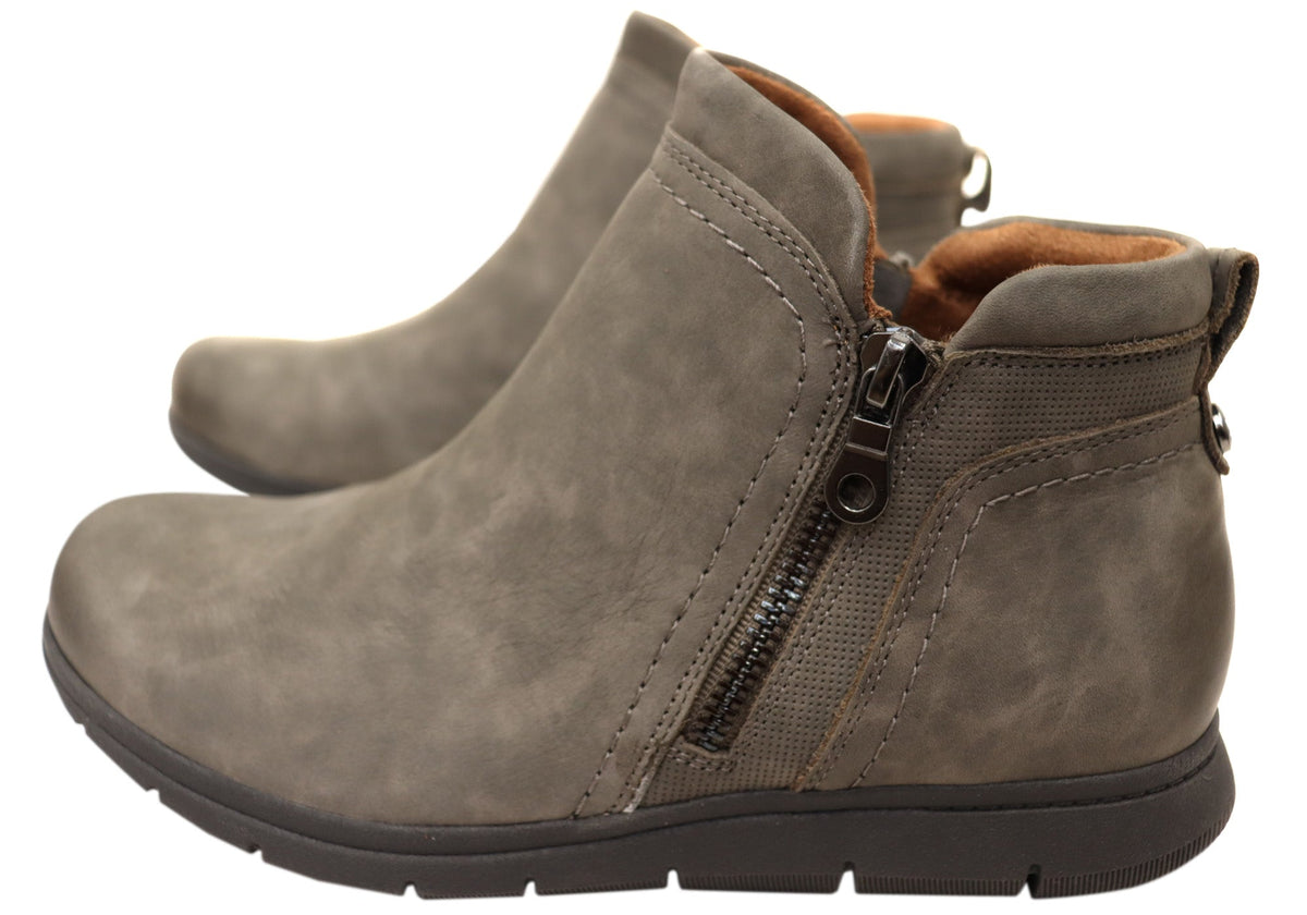 Side Zip Leather Boots