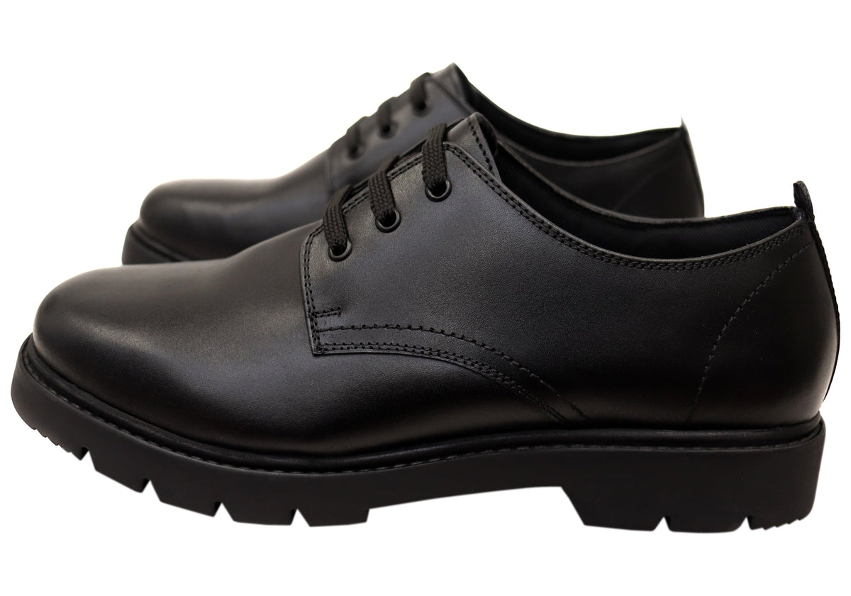 Men's Wide Leather Lace-Ups