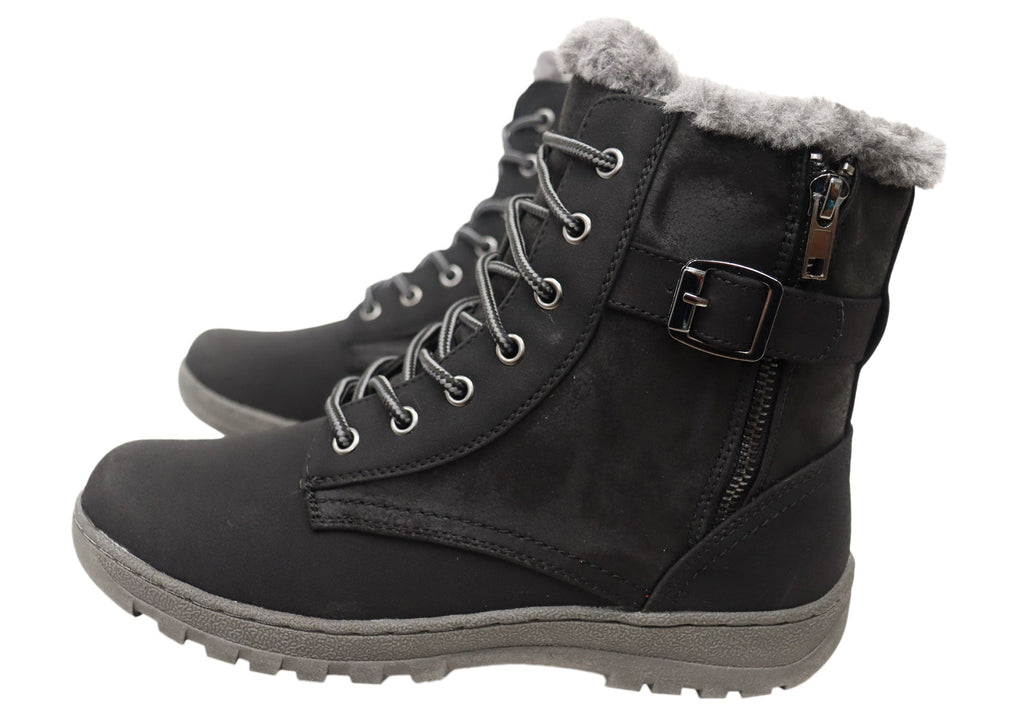 Fur Lined Lace-Up Boots